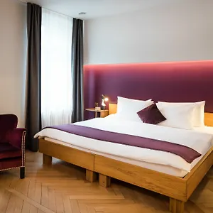 hotel-ni-mo.hotelsbaselswitzerland.com/