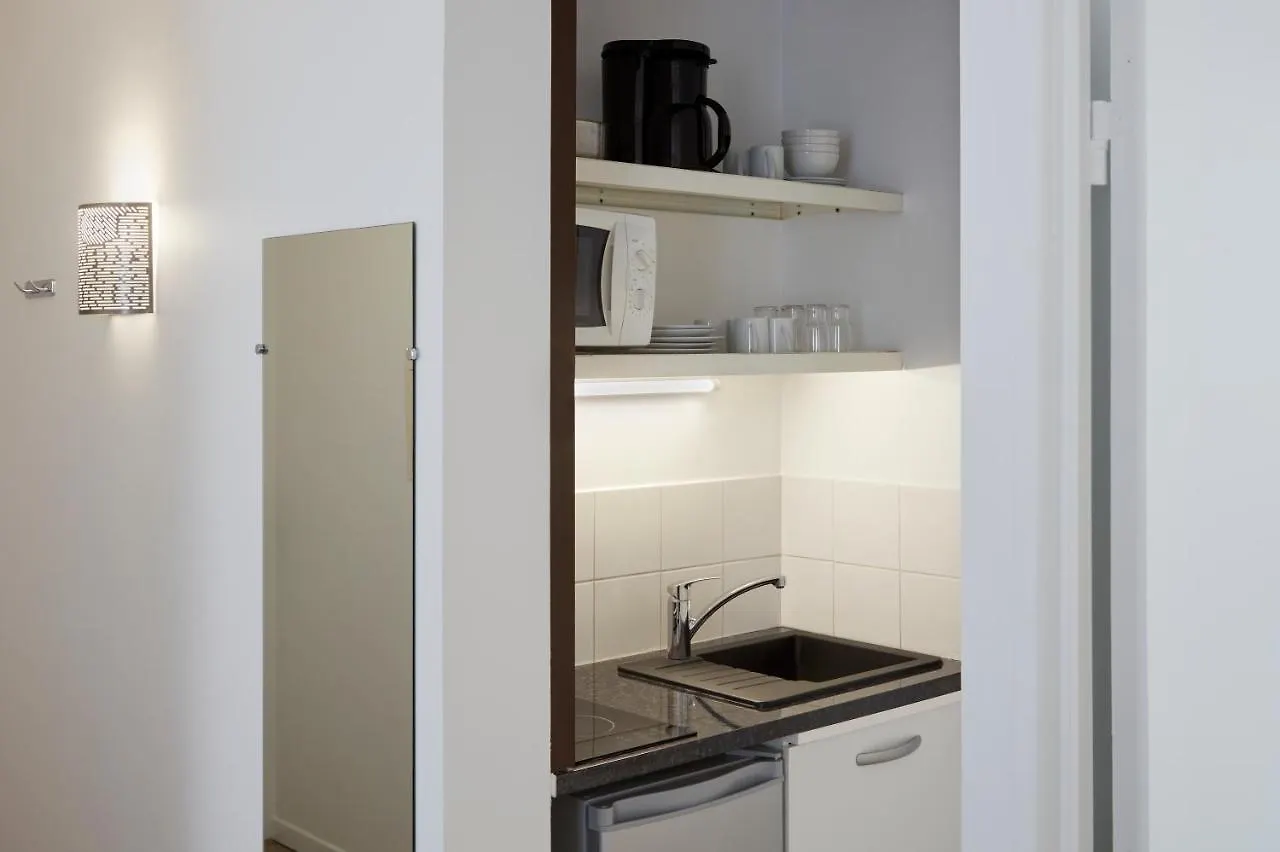 Aparthotel Adagio Access Paris Philippe Auguste 2*,  France